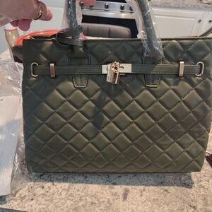 New Badgley Mischka Quilted Green Tote with Gold Accents